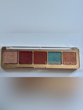 Natasha Denona Aeris Holiday eyeshadow palette